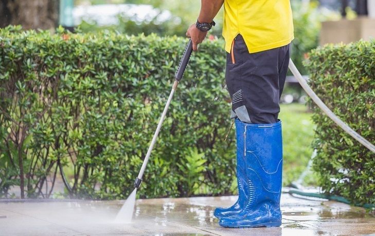 Should You Rent a Pressure Washer or Buy? Some Pro Tips
