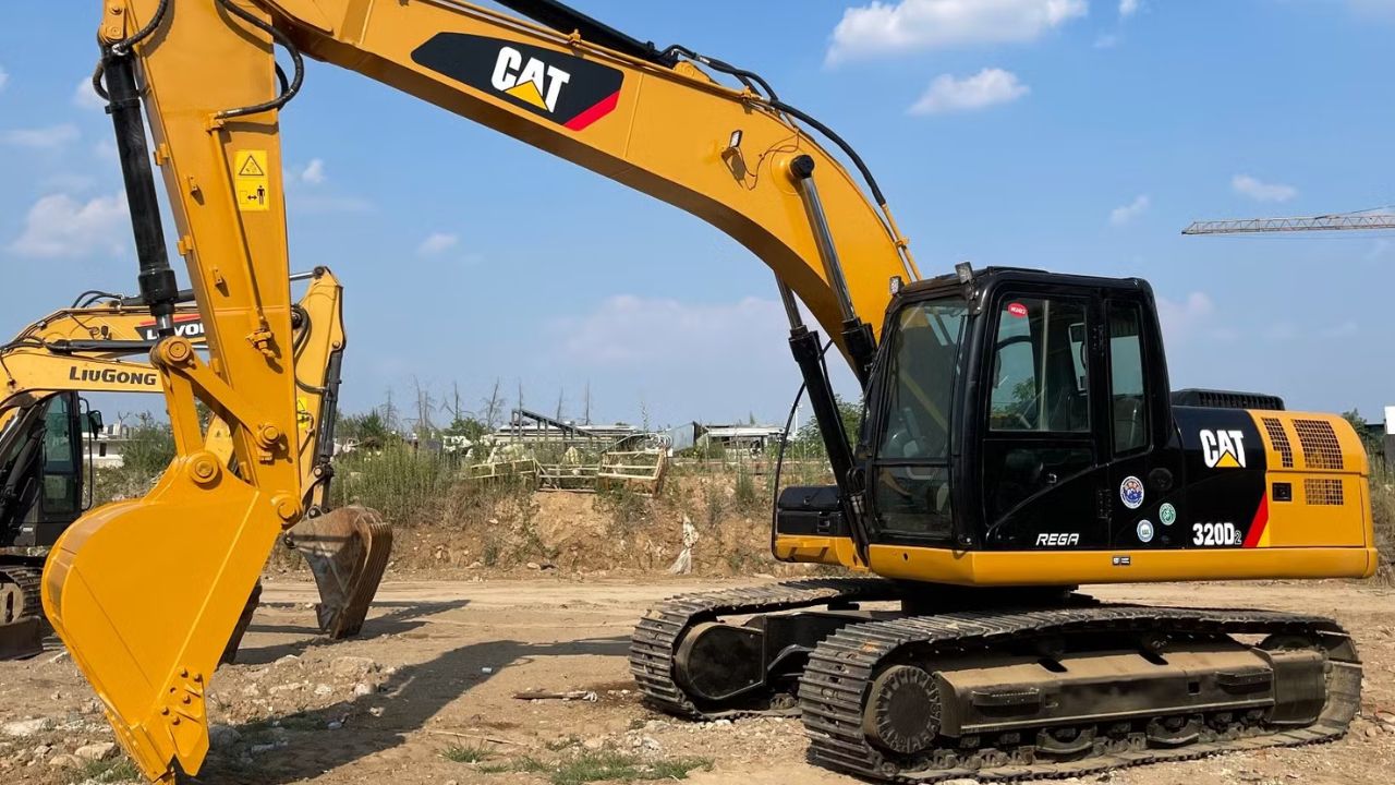 How to Inspect a Used CAT 320D Excavator Before Purchase